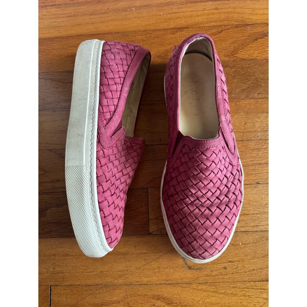 M. Gemi The Cerchio woven leather fuchsia slip on shoes size 37